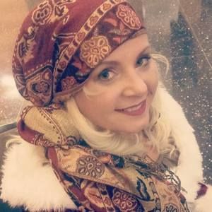 Meet your Posher, April